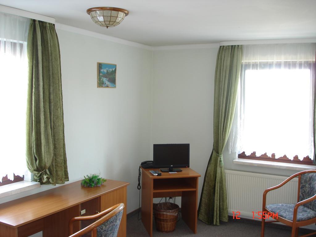 Pension Zum Schwanenteich Haldensleben Extérieur photo