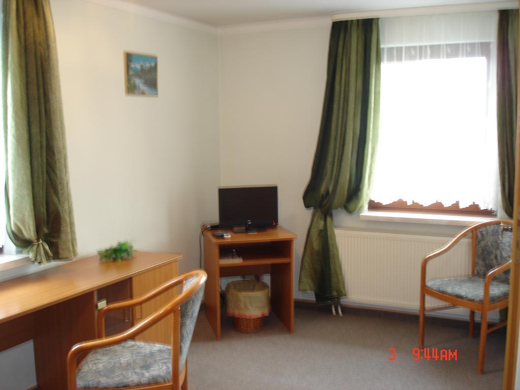 Pension Zum Schwanenteich Haldensleben Extérieur photo